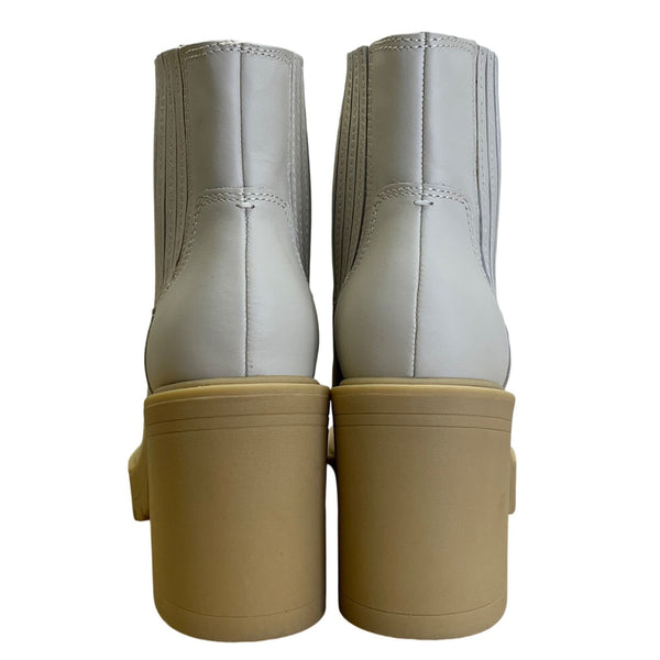 Vita Women’s White Leather Chunky Heel Caster H20 Boots Size 8 - New