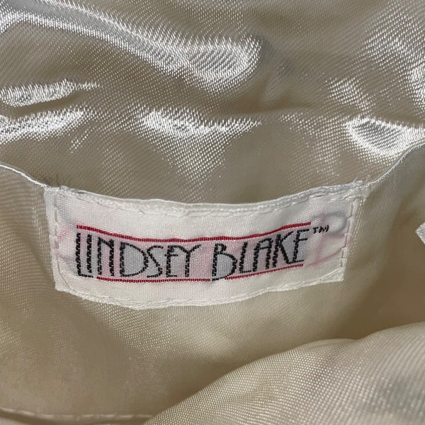 Lindsay Blake Women’s White Beaded Shell Evening Bag With Gold Chain Strap