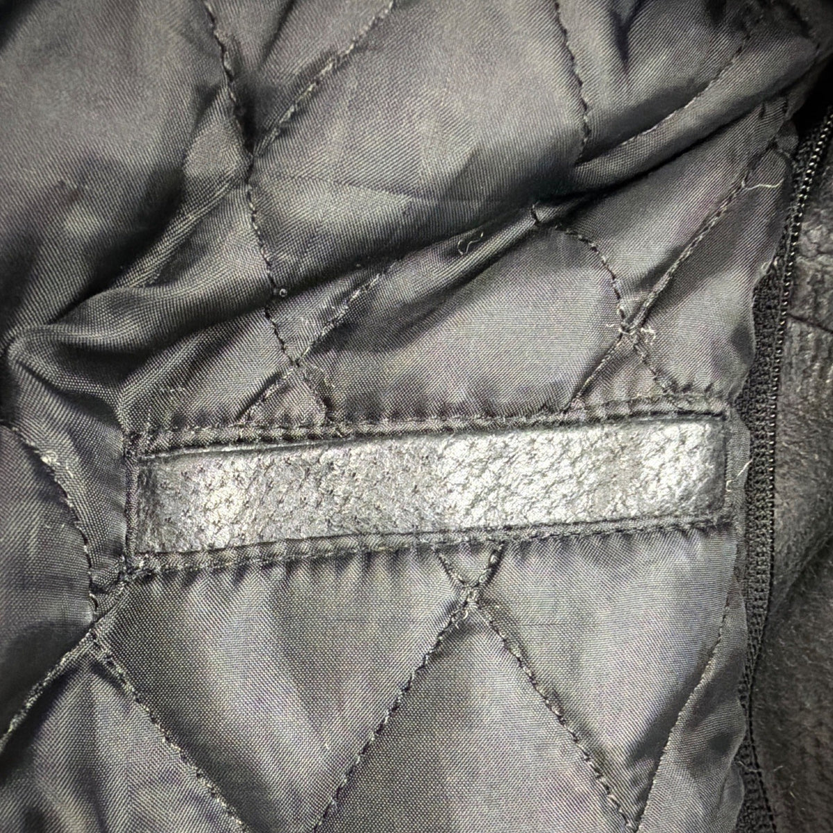T-Traxx Mens Black Leather Jacket Zip-Up Quilted Lining Motorcycle Style Sz M