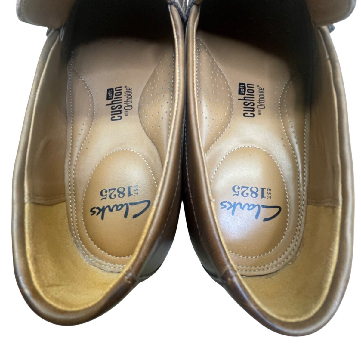 Clarks Men’s Brown Leather Soft Cushion Insole Slip-On Penny Loafers Size 8