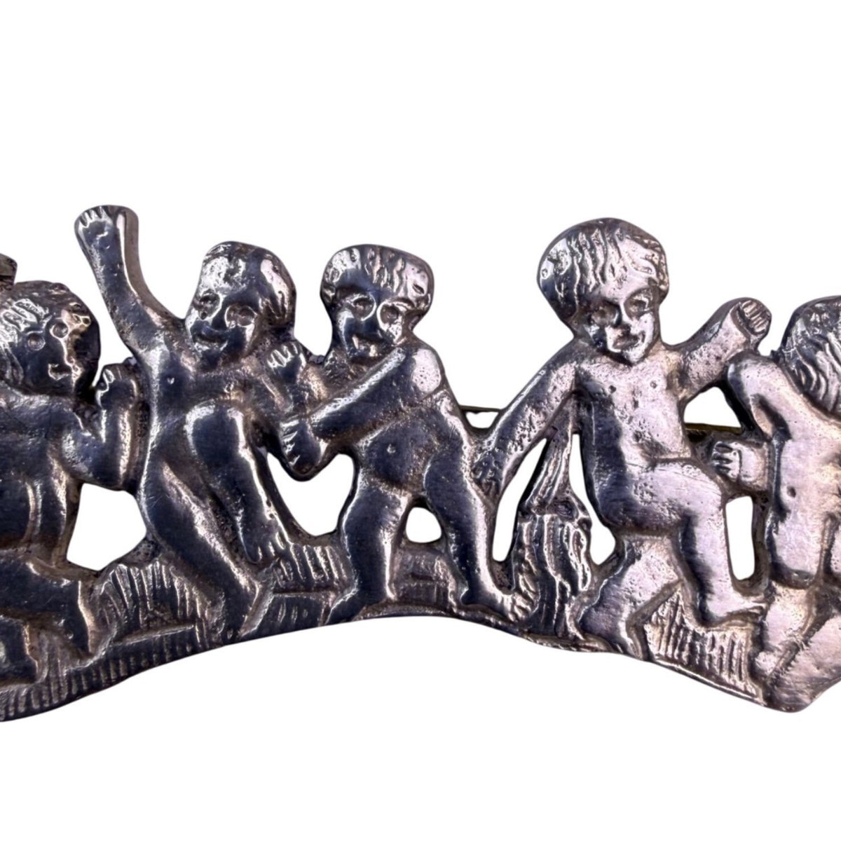 Victorian Sterling Silver Cherub Relief Brooch Decorative Playful Pin