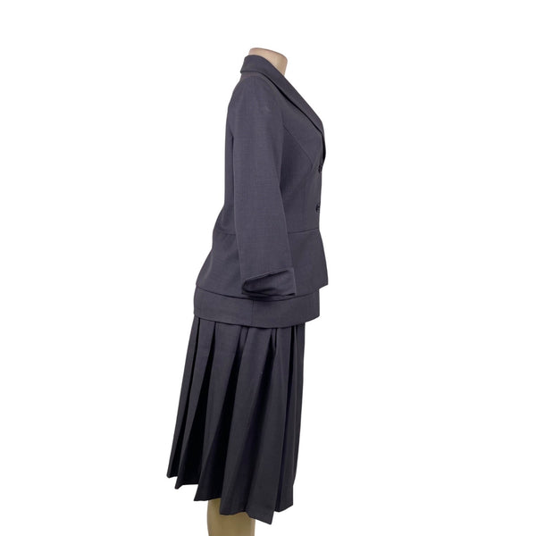 Yaly Couture Womens Gray Blazer & Pleated Skirt Suit Two-Piece Formal Set
