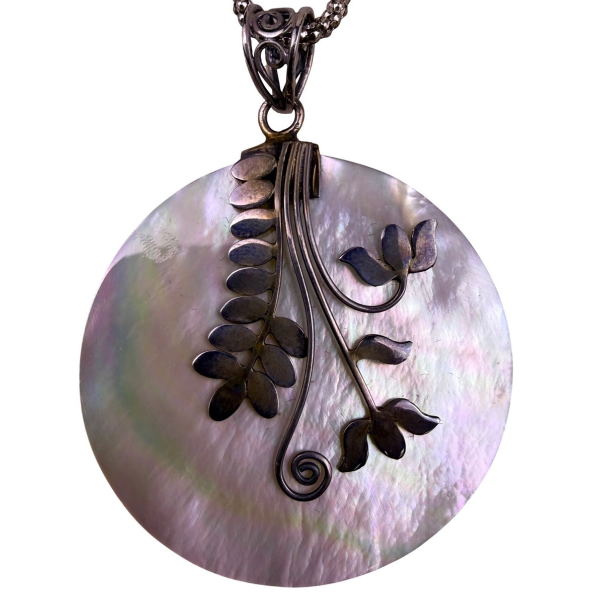 Vintage ATI Silver 925 Womens White Mother Of Pearl Floral Pendant Necklace