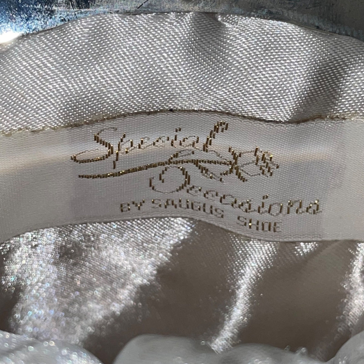 Special Occasions Women’s White Beaded Vintage-Style Chain Strap Evening Bag