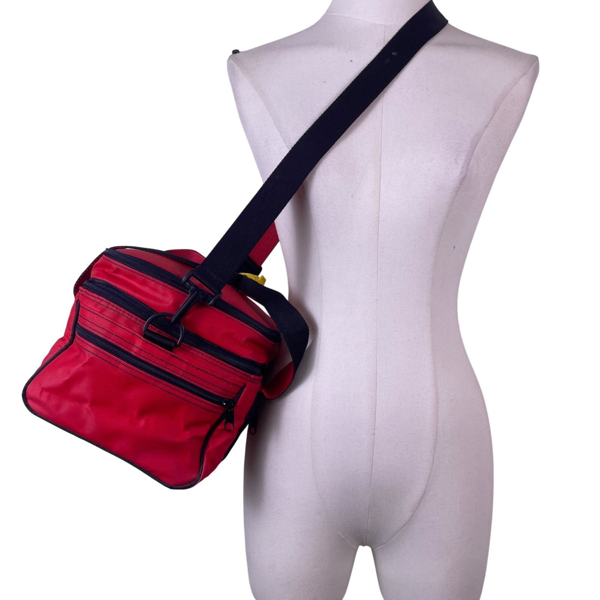Marlboro Unisex Red Nylon Soft Portable Dual Handles Crossbody Cooler Bag