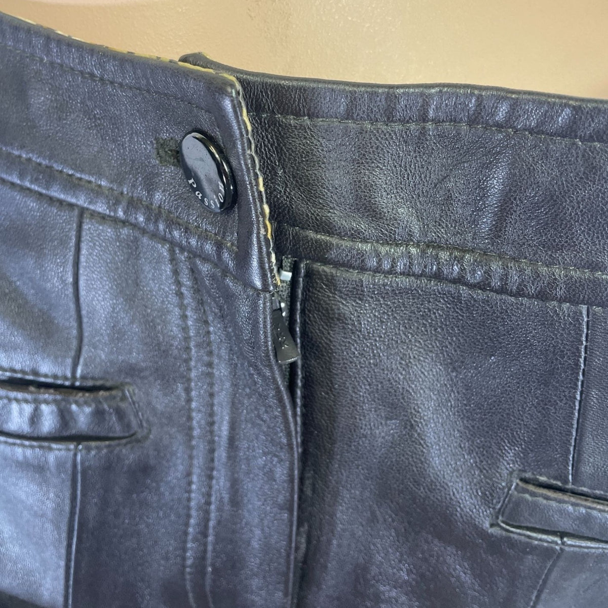 Passion Womens Black Leather Capris With Lace Hem New