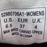 Levis Women’s Black Canvas Lace-Up Flat Skateboard Sneakers Size 6.5