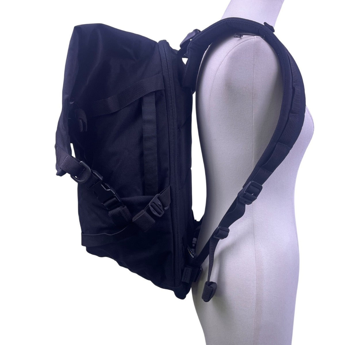Attitude Unisex Black Nylon Padded Adjustable Straps RollTop Zip Around Backpack