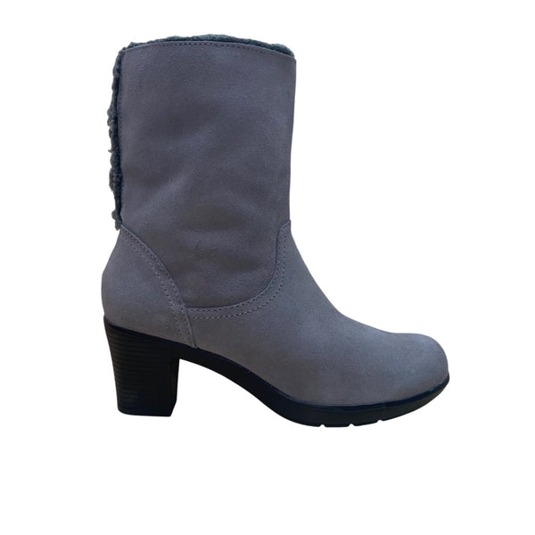 Clarks Women’s Gray Faux Suede & Fur Lined Bendable Winter Heeled Boots Size 7M