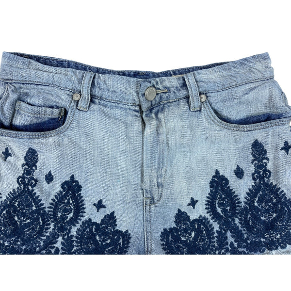 Blank Nyc Women's Light Blue Wedge Cut Off Embroidered Short Sz 28