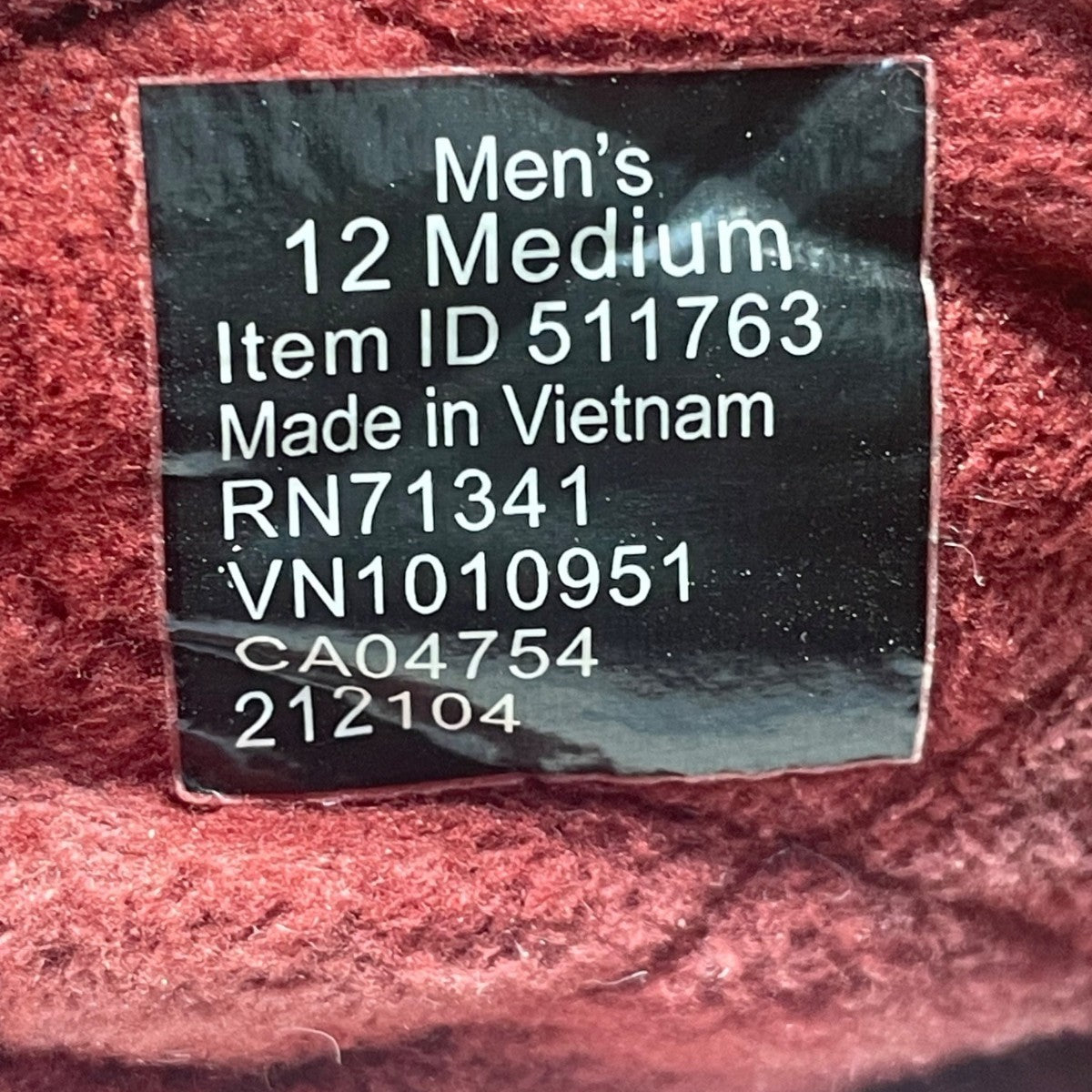 L.L.Bean Men’s Red Dark Earth Nylon Ultralight PrimaLoft Slip-On Shoes Size 12M