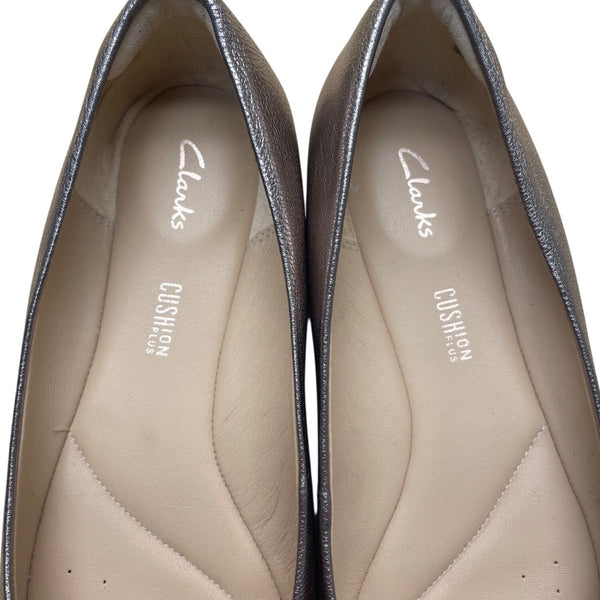 Clarks Women’s Metallic Bronze Leather Cushioned Insole Ballet Flats Size 8