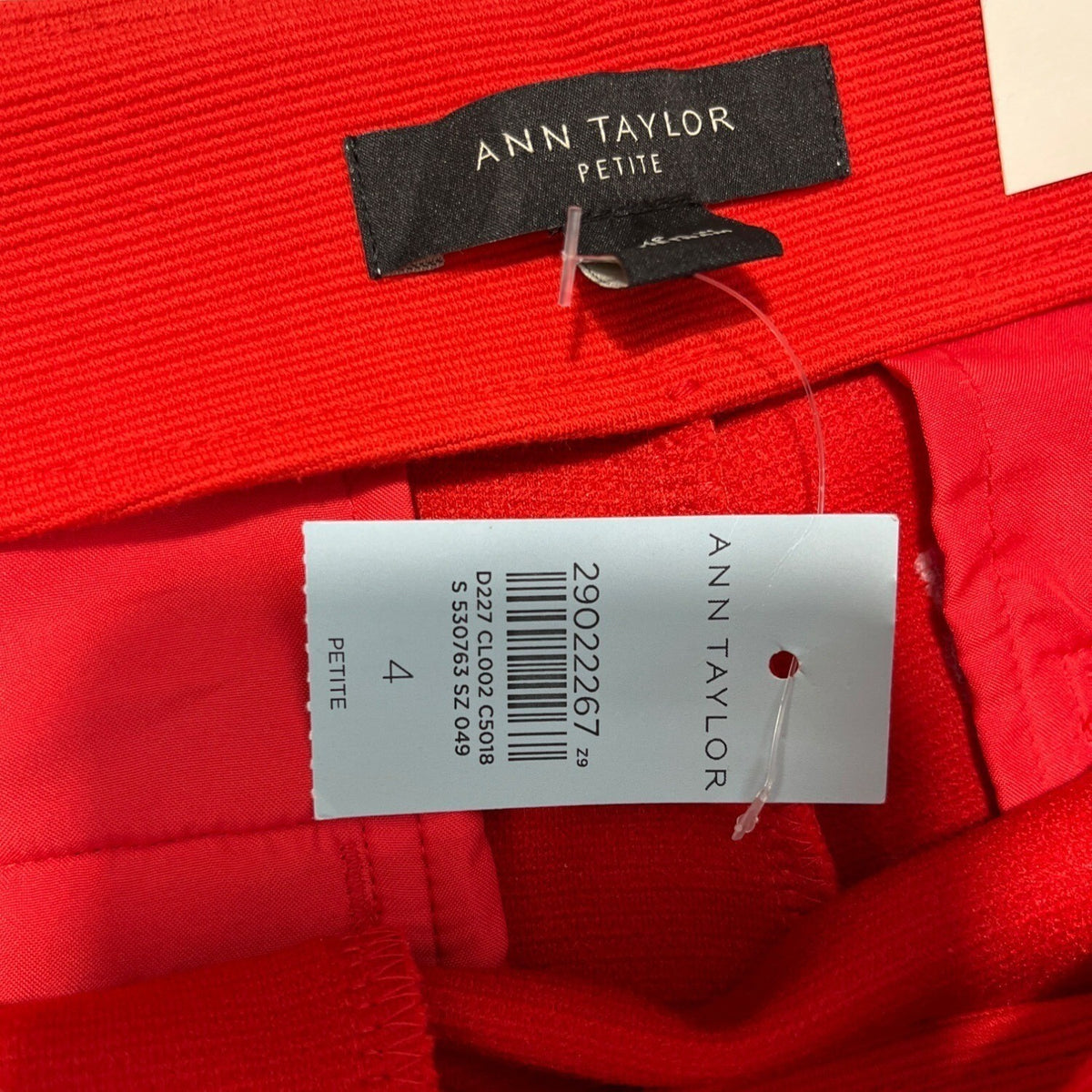 Ann Taylor Women's  Scarlet Red Capri Side Zip Up Pants Sz 4 - NWT