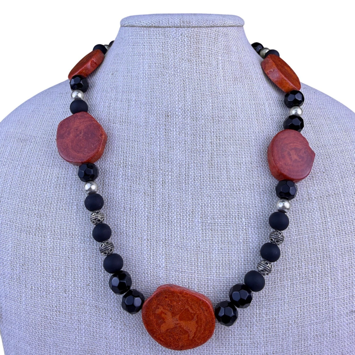 Assembled Stone Black & Red Beaded Necklace Semi-Precious Stones Silver Toggle