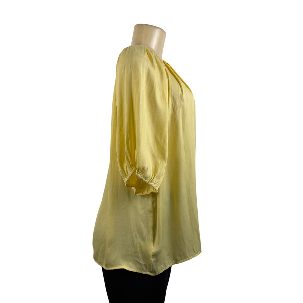 Ann Taylor Women's Yellow Blouse Relaxed Fit Pleated Scoop Neck Size L - New
