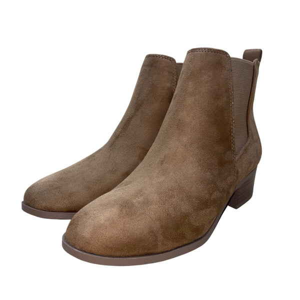 Soda Women’s Brown Faux Suede Slip-On Stacked Heel Chelsea Ankle Booties Sz 8.5