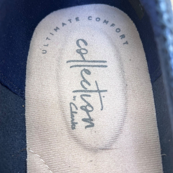 Clarks Women's Navy Faux Leather Block Heel Cap Toe Collection Pumps Size 7.5