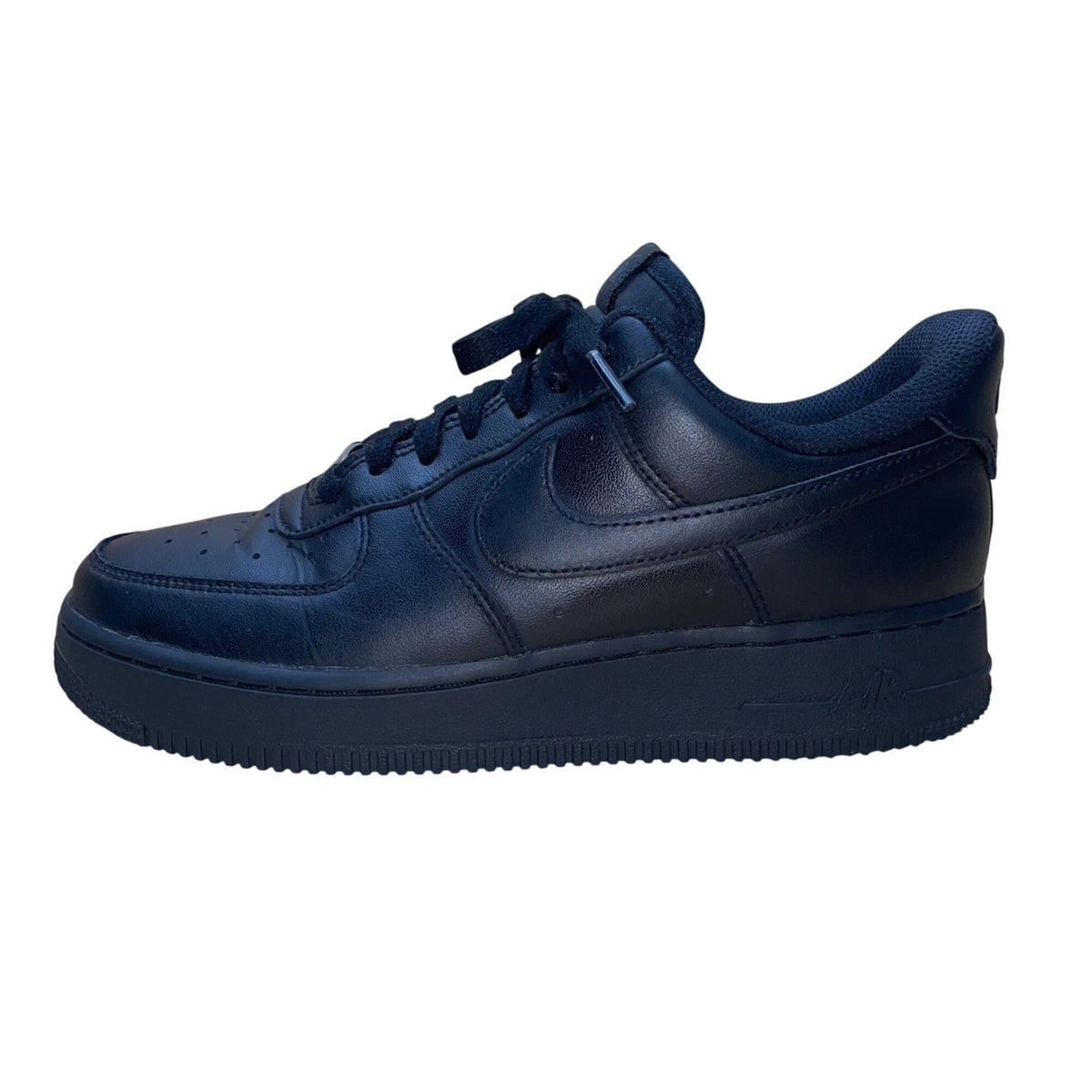 Nike Men’s Triple Black Leather Lace-Up Flyease Air Force 1 Sneakers Size 6