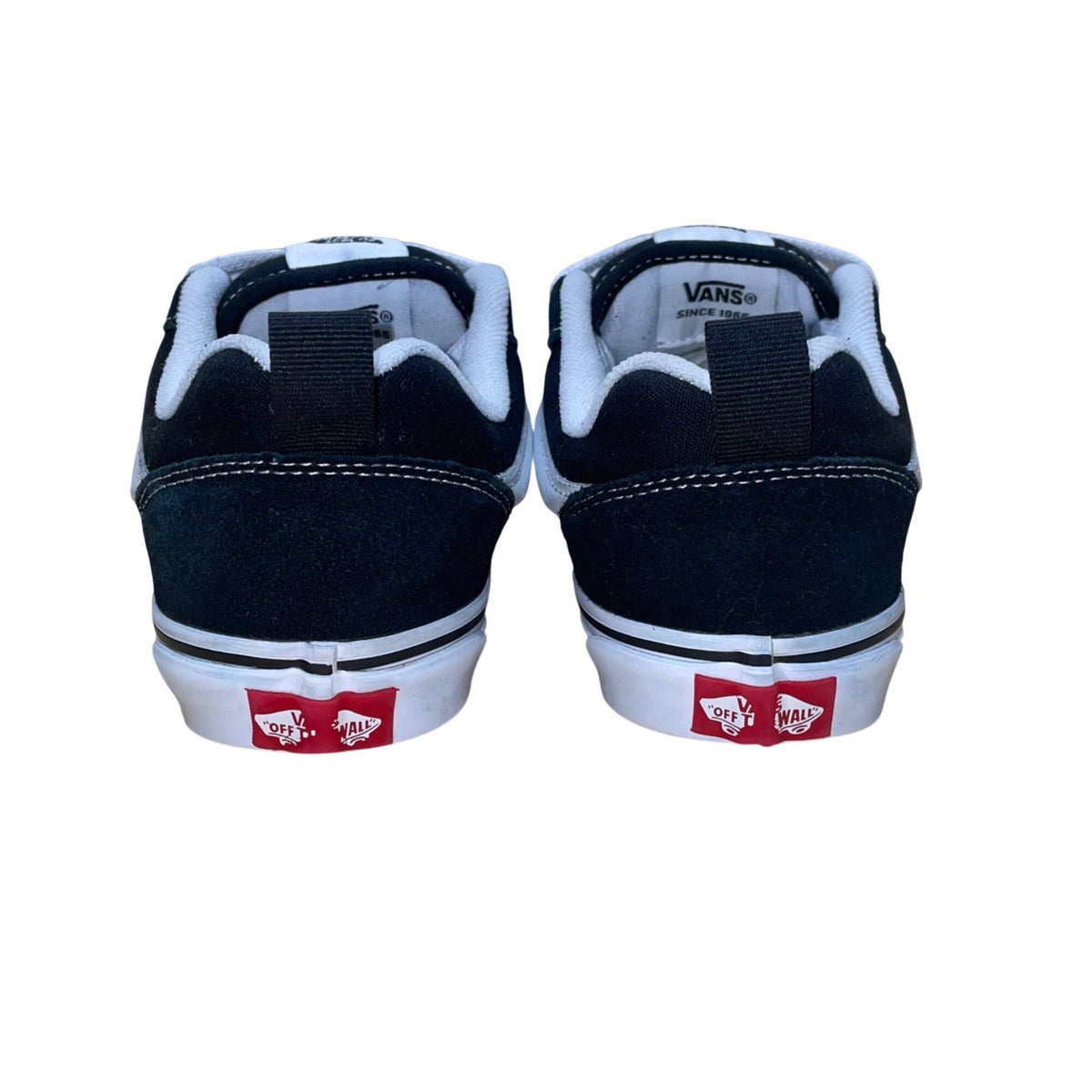 Vans Juniors Black & White Canvas Low Top Skate Sneakers Size 4.5