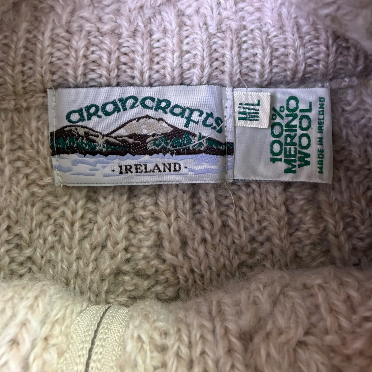 Aran Crafts Womens Beige Merino Wool Cable Knit Buttoned Cape Ireland Sz M/L 