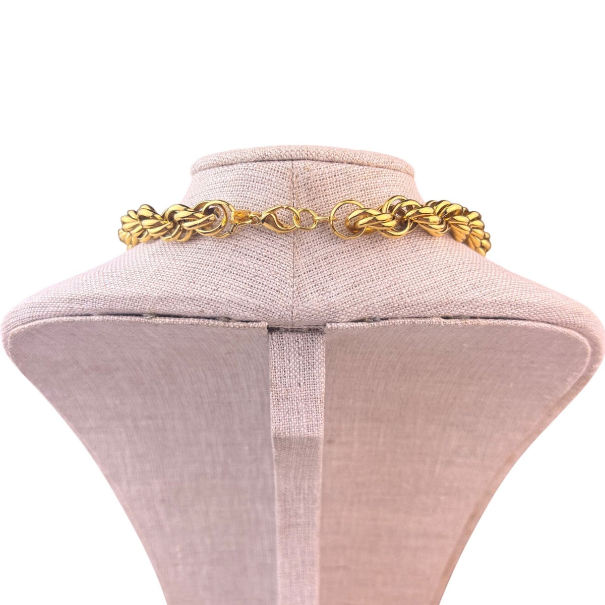 Monet Womens Gold Tone Metal Twisted Rope Chain Necklace Vintage Style 