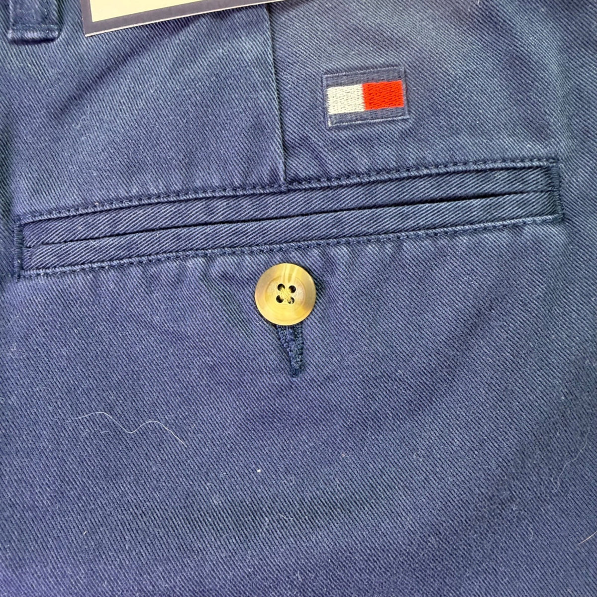 Tommy Hilfiger Mens Navy Cotton Shorts Relaxed Pleated Fit Casual Style Size 31