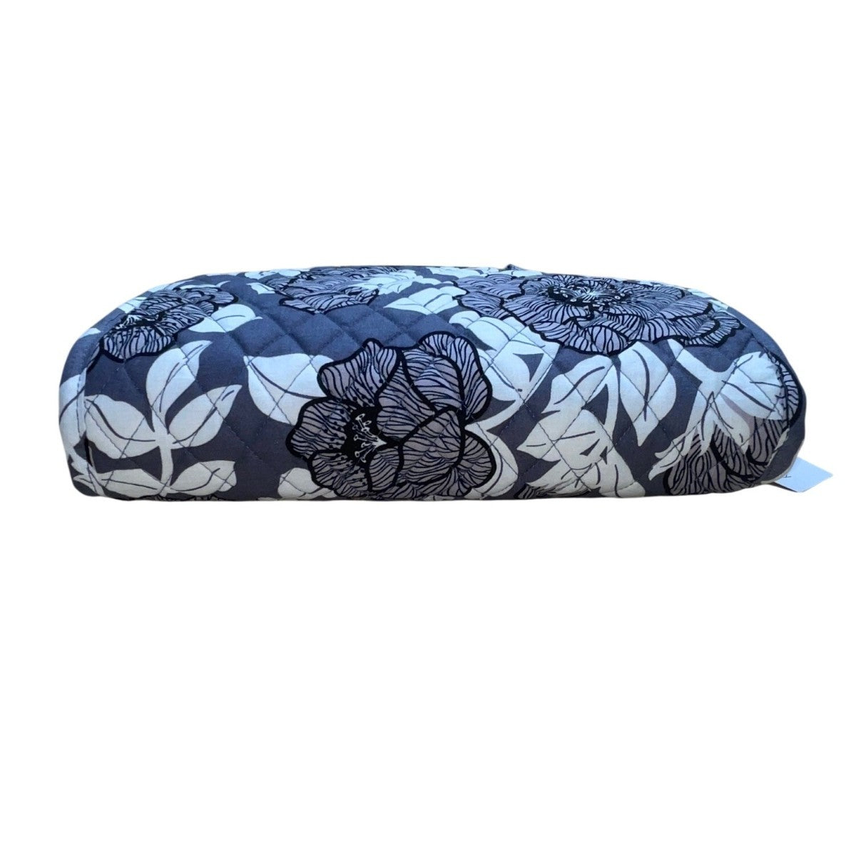 Vera Bradley Women’s Gray Quilted Floral Foldable Hanging Travel Organizer