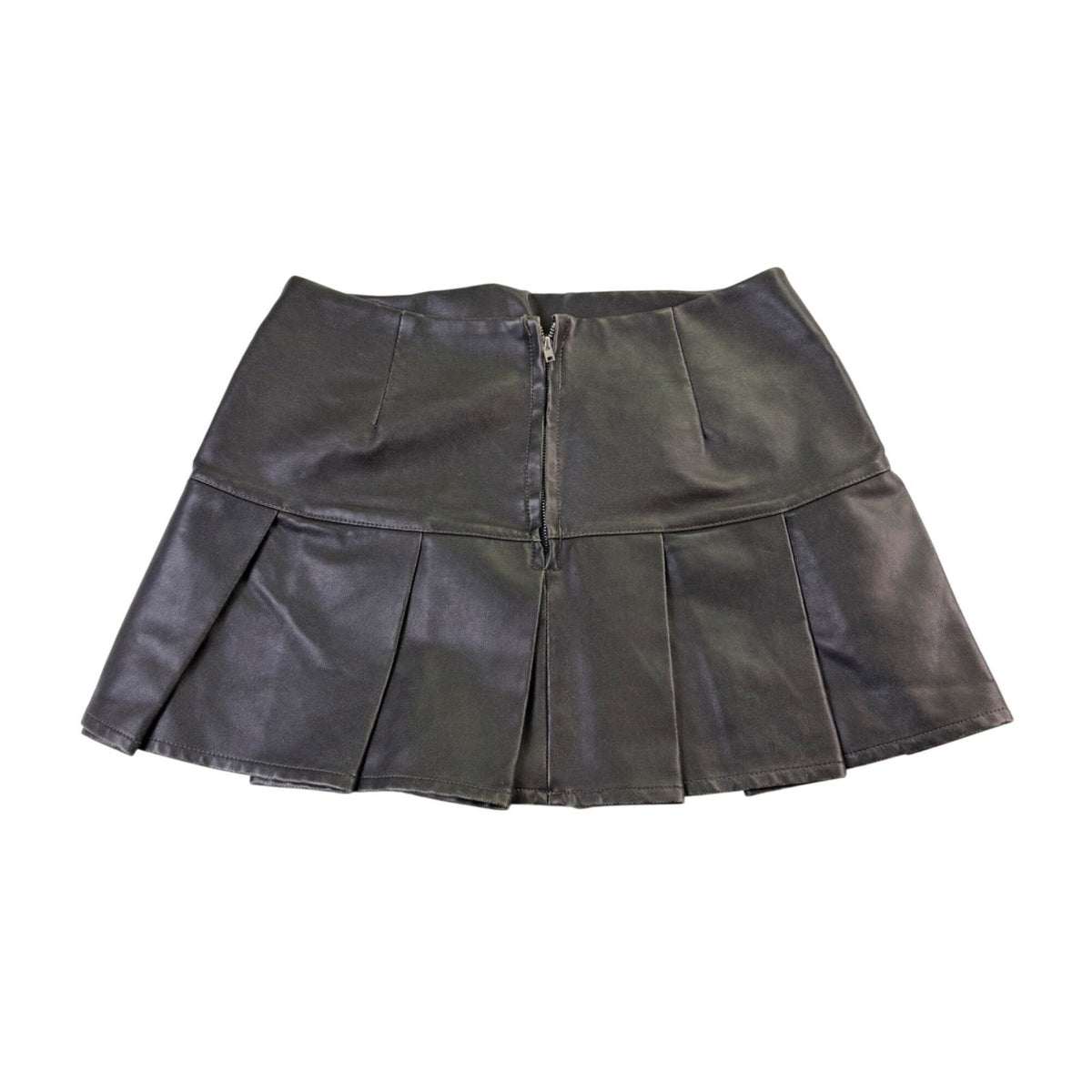 Pretty Little Thing Women Black Faux Leather Mini Pleated Skirt W/Buckle Sz  0