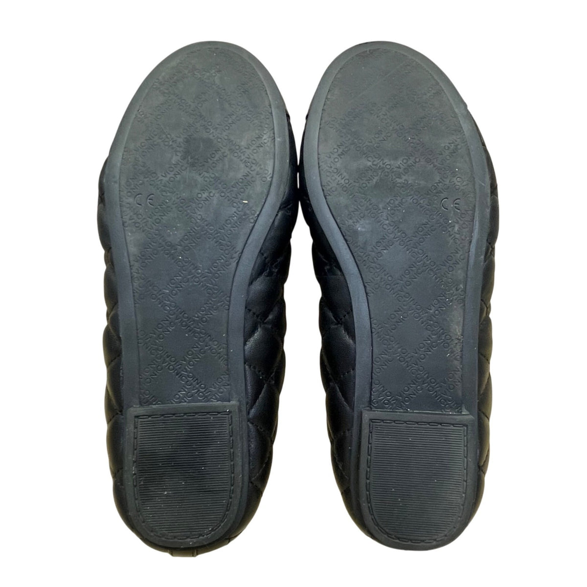 Women’s Black Quilted Leather Desiree Patent Cap Toe Flats Size 6.5