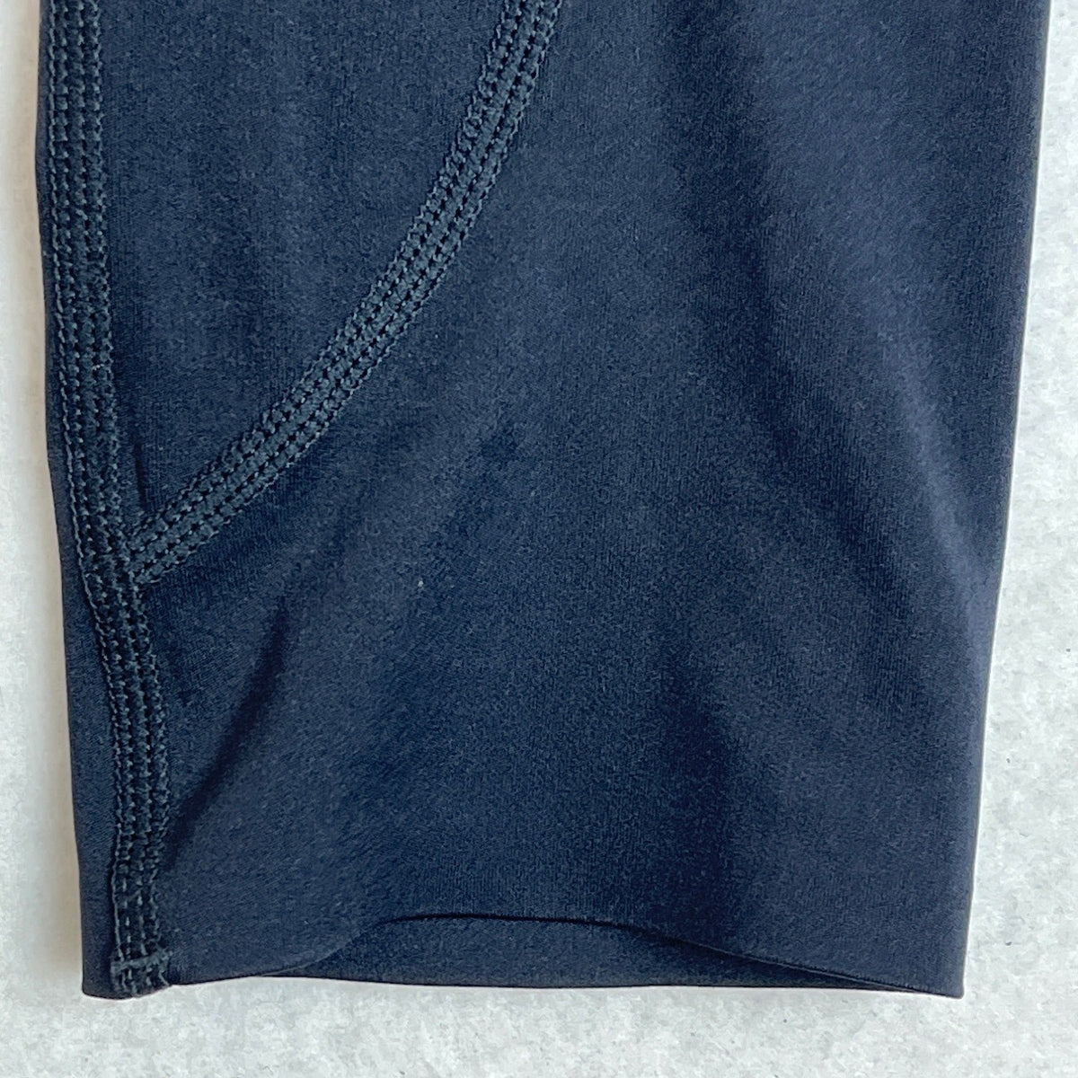 Fabletics Women's Obsidian Black Stretch Gym Jogger Pants Leggings Sz M - NWT