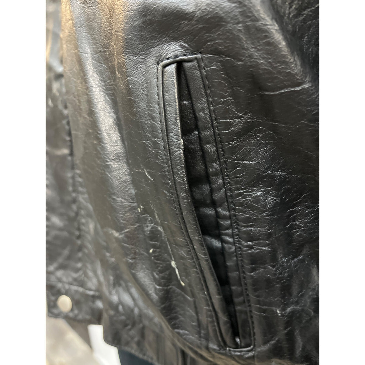 Vintage Berman's Men's Black Leather Jacket Size 44 - EUC