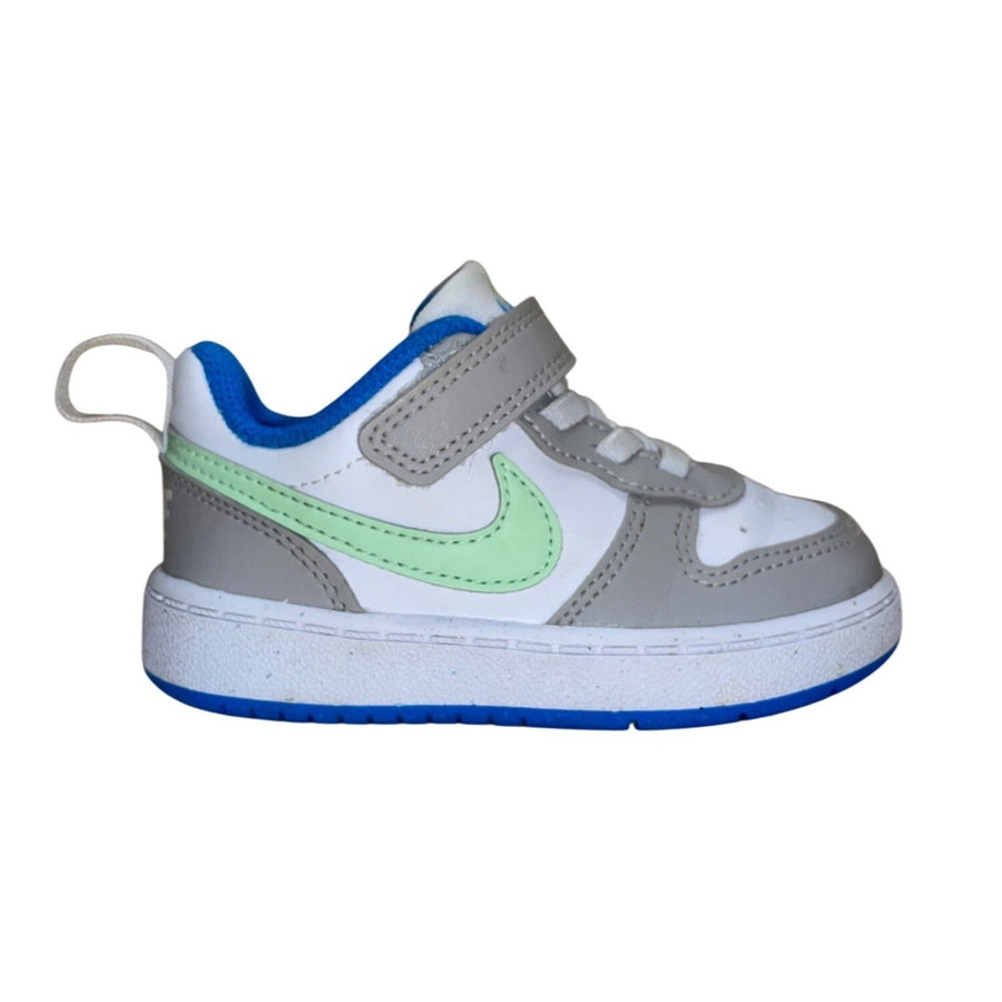 Nike Toddlers Gray & White Leather Adhesive Strap Low Top Shoes Size 6C