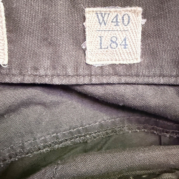 Worn-In Mens Black Cotton Cargo Pants Relaxed Fit Durable With Pockets Size 40