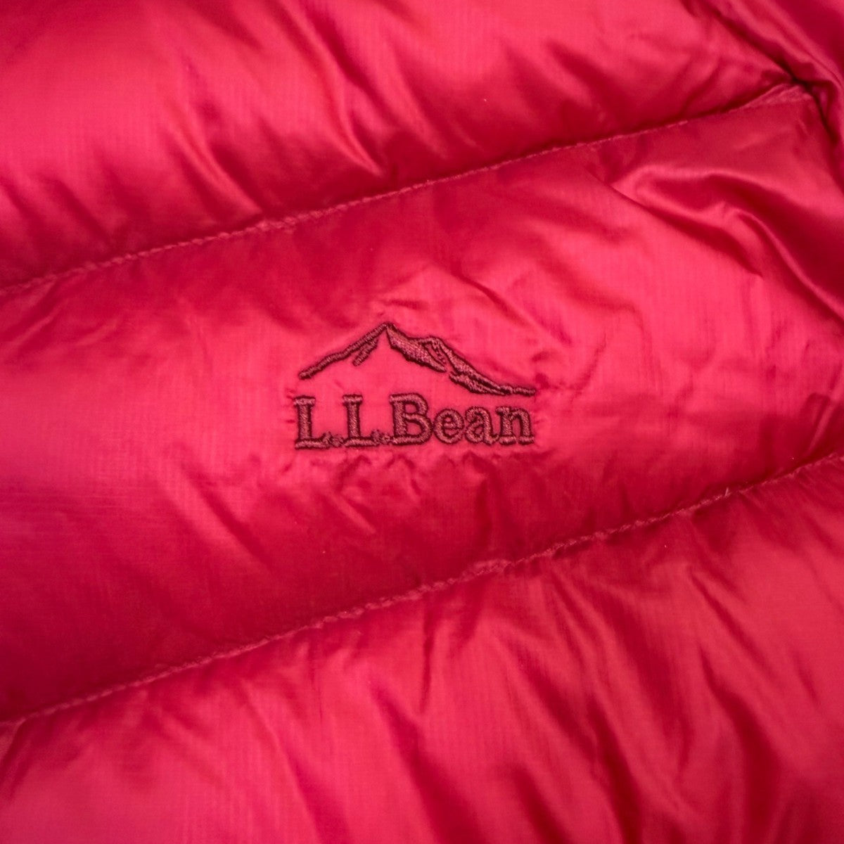 L.L. Bean Womens Red Ultralight 850 Down Jacket Water-Repellent  Goose Down Sz 1
