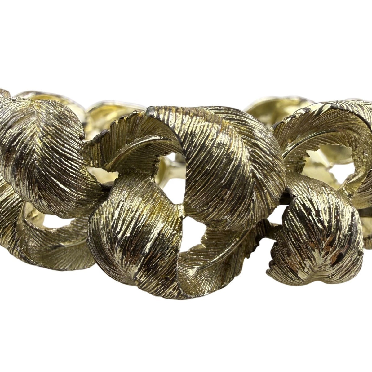 Lisner Womens Gold Tone Metal Leaf Link Bracelet Vintage Stylish Jewelry