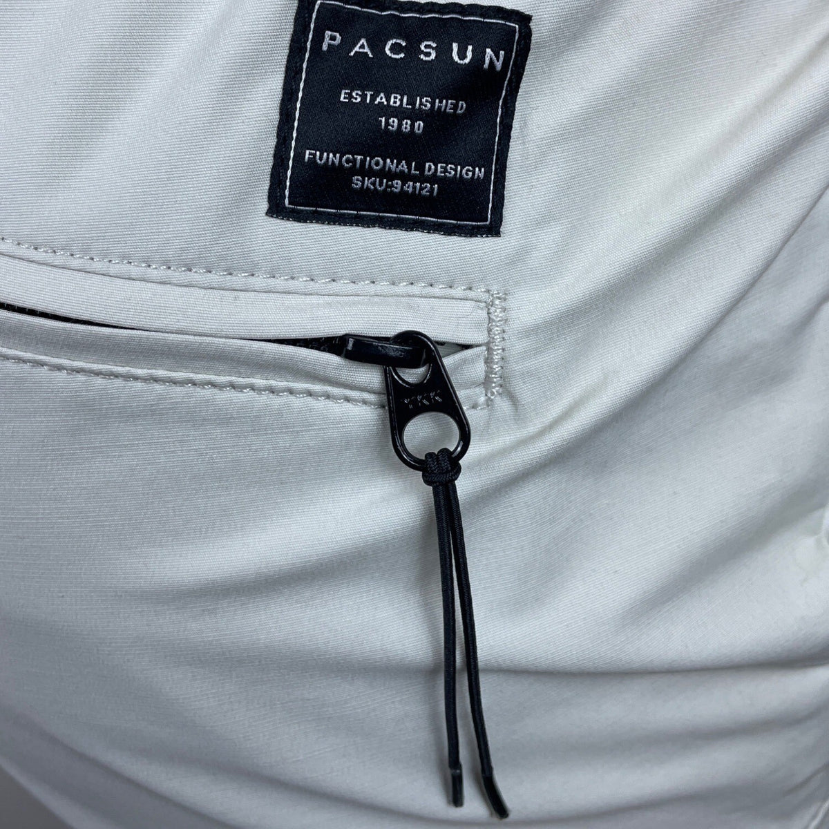 Pacsun Women's White Buckled Cargo Pants Sz M