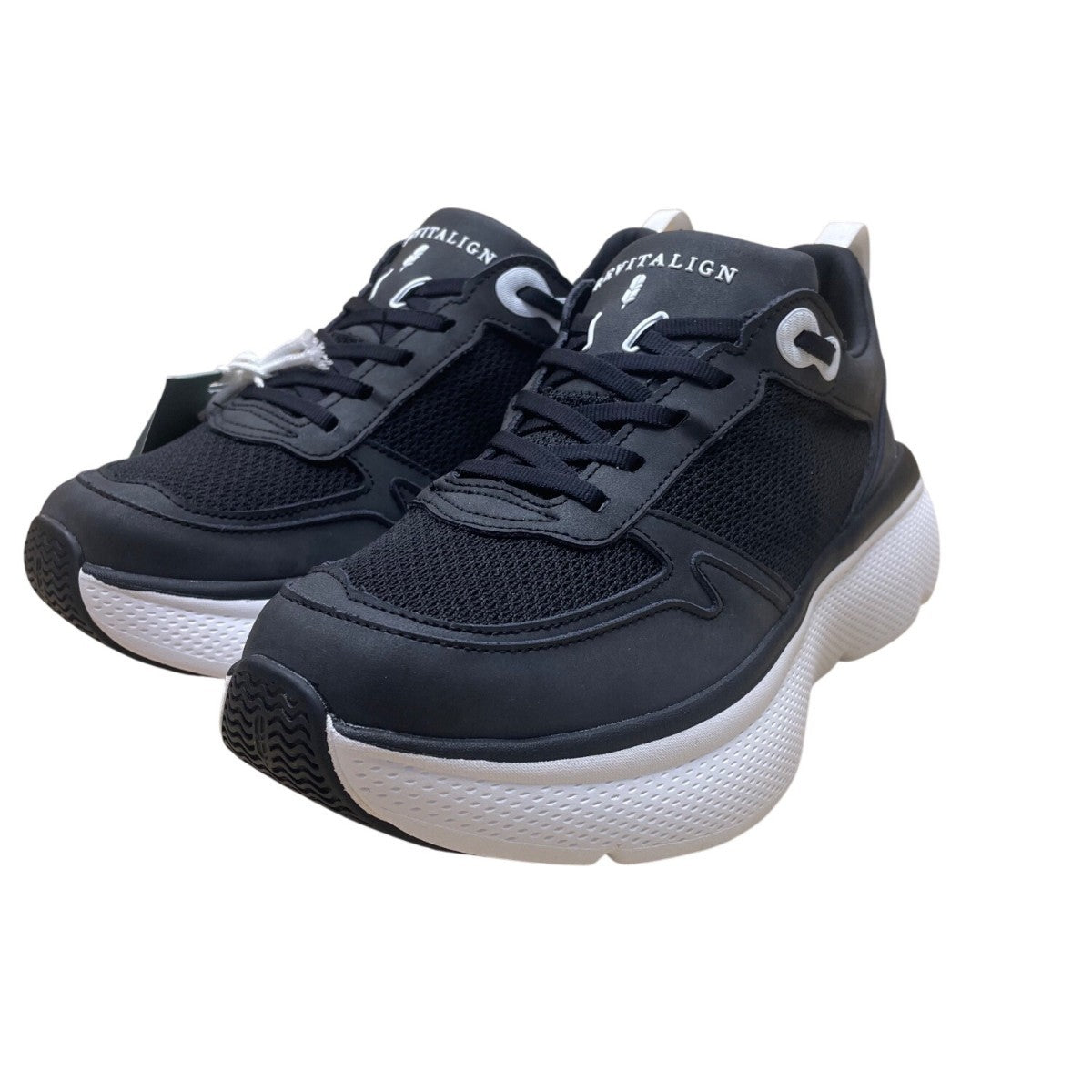 Revitalign Women’s Black Mesh & White Sole Lace Up Clio Sneakers Size 9.5B
