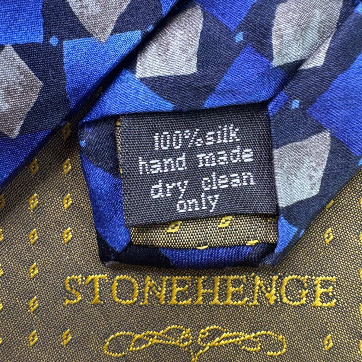 Stonehenge Men’s Blue & Gray 100% Silk Geometric Diamond Pattern Neck Tie