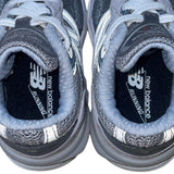 New Balance Kids Gray/White Mesh Suede 990 GL6 Athletic Running Shoes Size 4 US