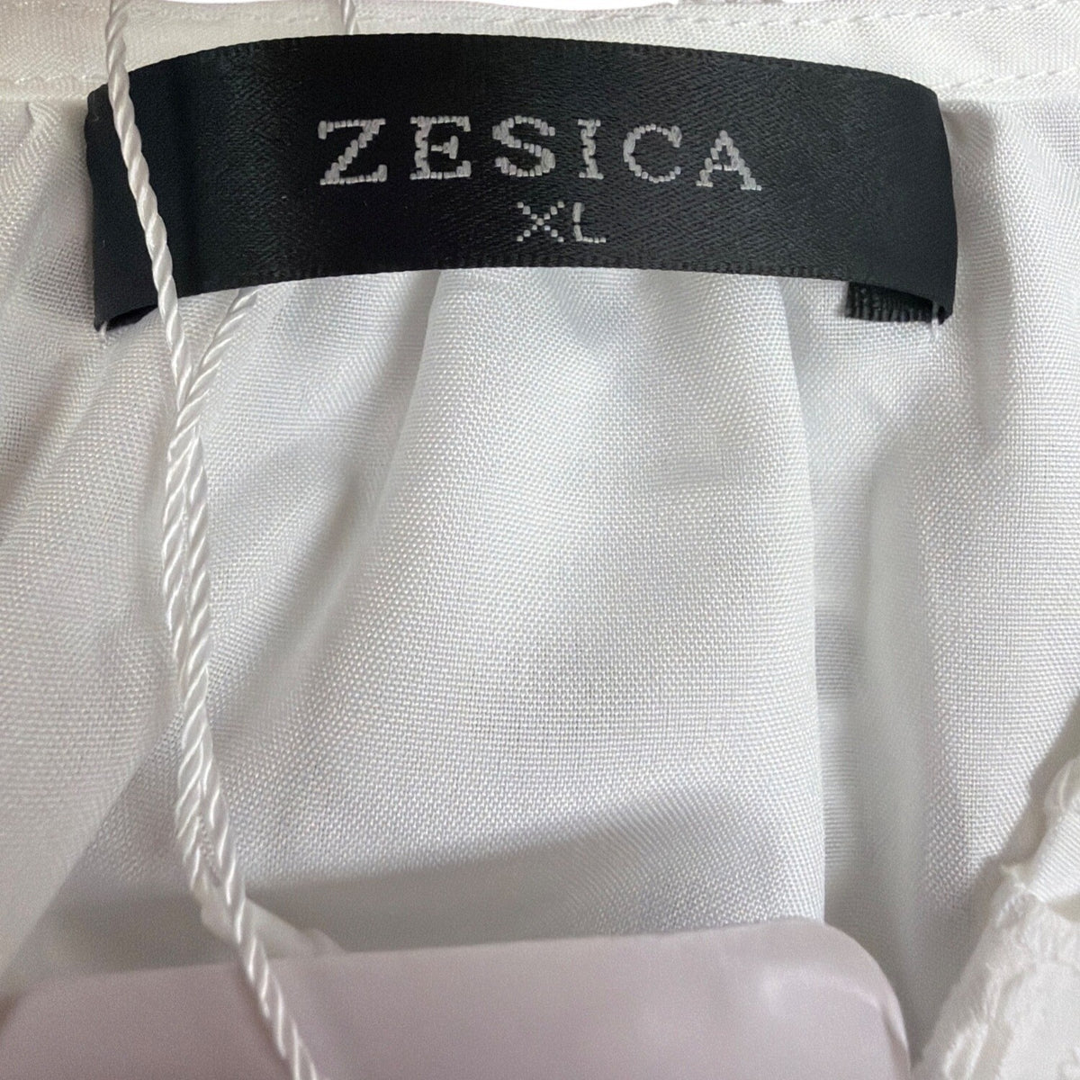 Zesica Women’s White Eyelet Sleeveless Maxi Dress Size XL