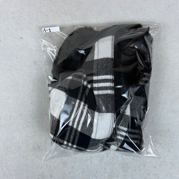 Women One SIze Faux Fur Jessica McClintock Black and White Plaid Shawl - New