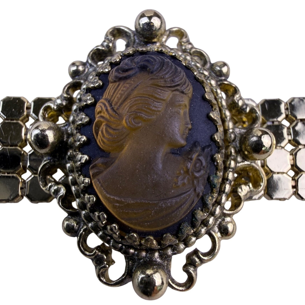 Whiting Davis Womens Gold Tone Metal Oval Cameo Mesh Choker Necklace Adjustable
