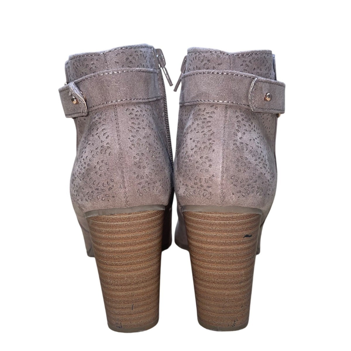 Lauren Conrad Women’s Taupe Faux Suede Block Heel Rose Hip Ankle Boots Size 8