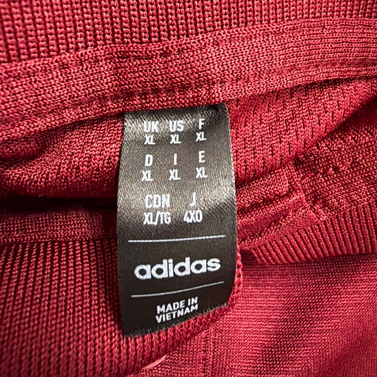 Adidas Mens Red Polyester Polo Shirt  Short Sleeve Classic Fit Style Size XL