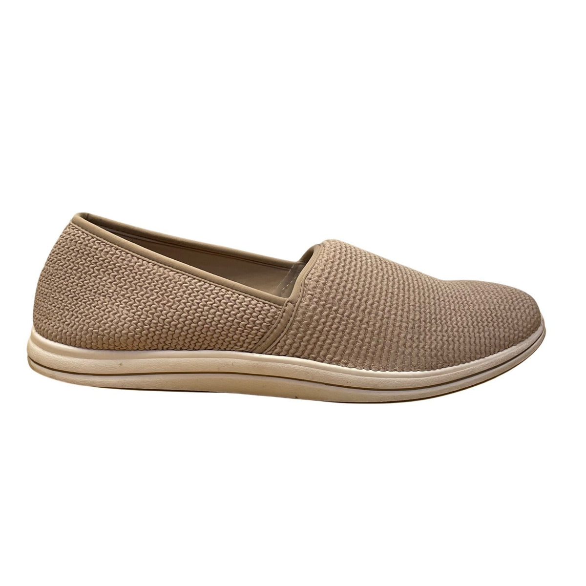 Clarks Women’s Beige Slip-On Stretchy Design Cloud-Steppers Shoes Size 10N
