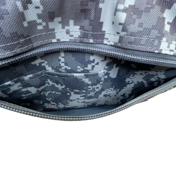 Safeguard Unisex Gray Camo Nylon Multipurpose Zipper Compartments Duffel Bag