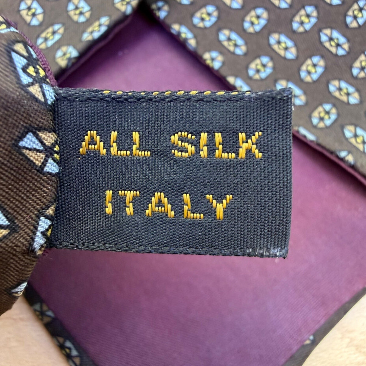 Cerruti CXIII Mens Navy Blue All Silk Patterned Tie Italy Classic Necktie