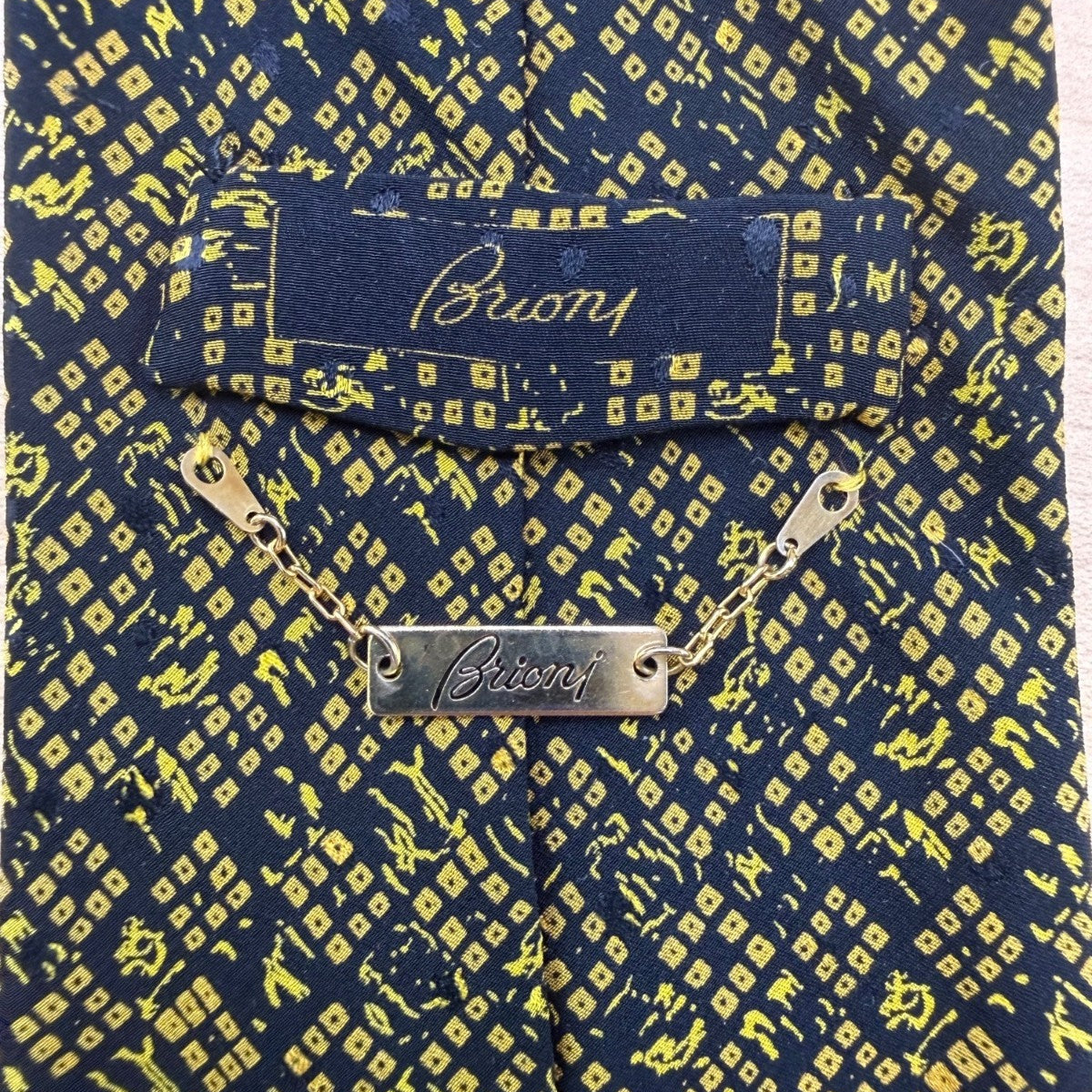 Brioni Mens Navy Yellow Silk Tie Geometric Pattern Handmade In Italy 3.5" Wide