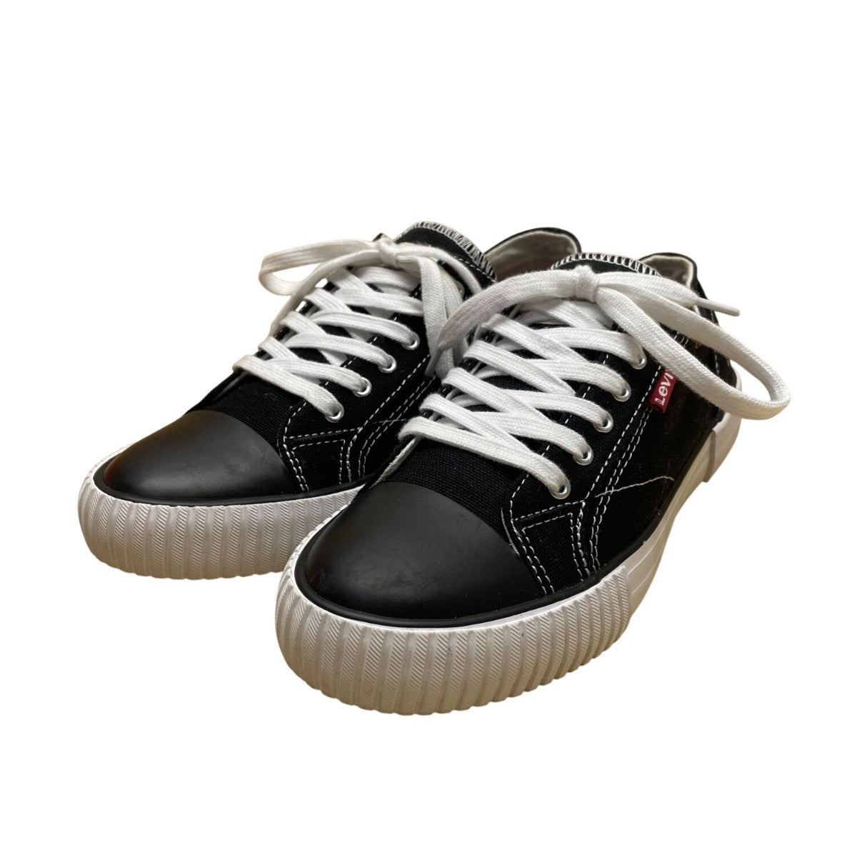 Levis Women’s Black Canvas Lace-Up Flat Skateboard Sneakers Size 6.5