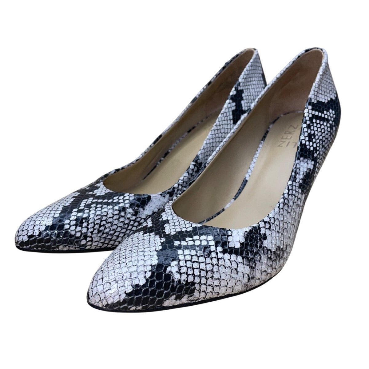 Naturalizer Women’s Alabaster Snake Embossed Mid-Heels Evie Pumps Size 7.5 M